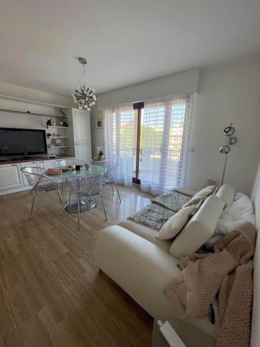 7Mn From The Center/ Pool/Parking Apartment Cannes Exterior foto