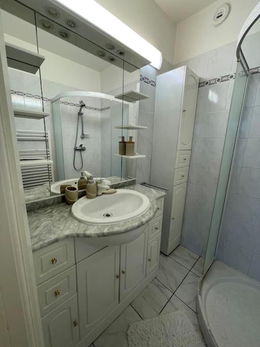 7Mn From The Center/ Pool/Parking Apartment Cannes Exterior foto
